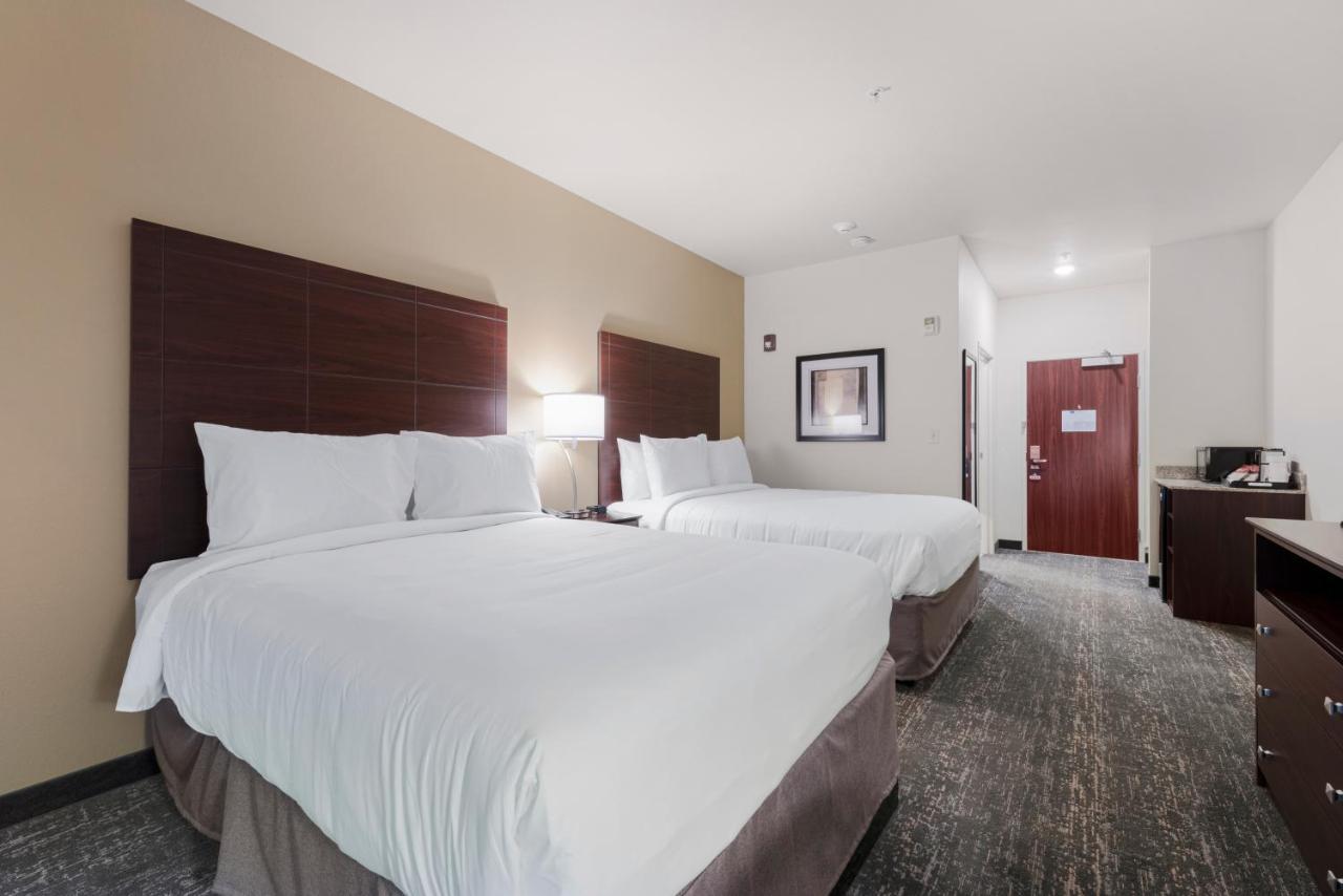 Cobblestone Hotel & Suites - Urbana Buitenkant foto